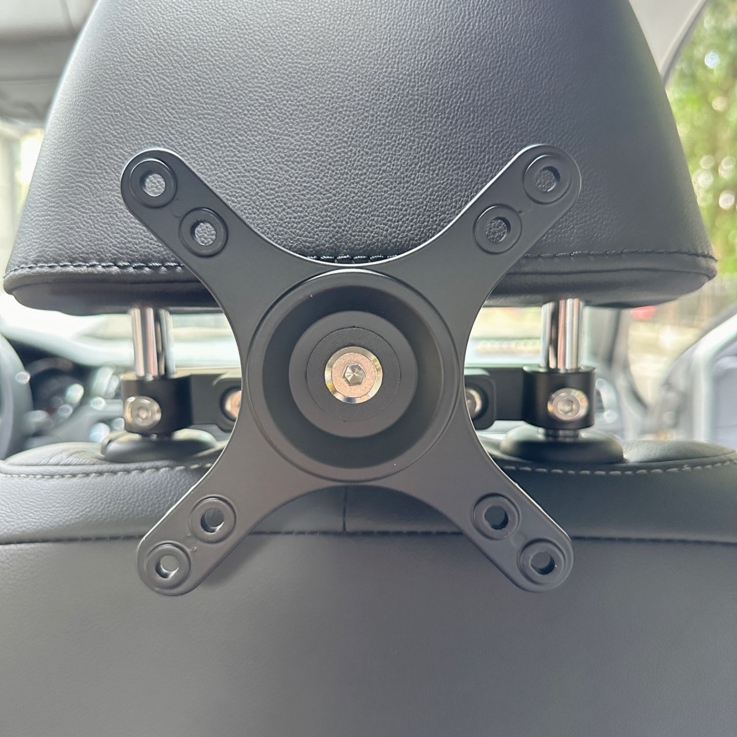 ขาตั้งจอภาพติดพนักพิงศีรษะรถยน - Tablet Car Mount บทวิจารณ์และราคา